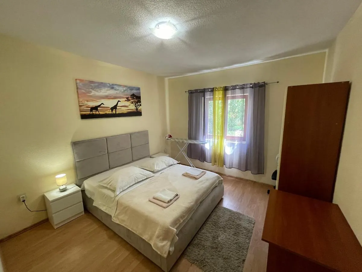 Apartments Marko Trogir 0*,